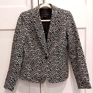 NWOT Banana Republic Black Animal Print Blazer - Size 4